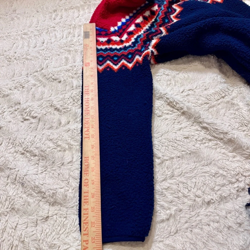 Lands’ End Women’s Large Red & Navy Fair Isle Fleece Quarter-Snap Pullover - Picture 4 of 6